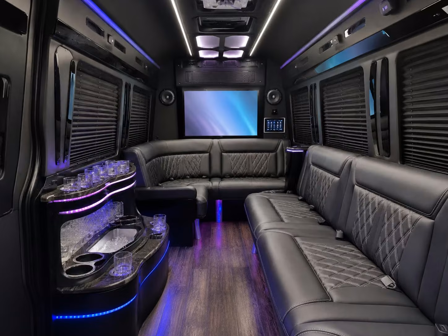 bus rental options for minneapolis trips