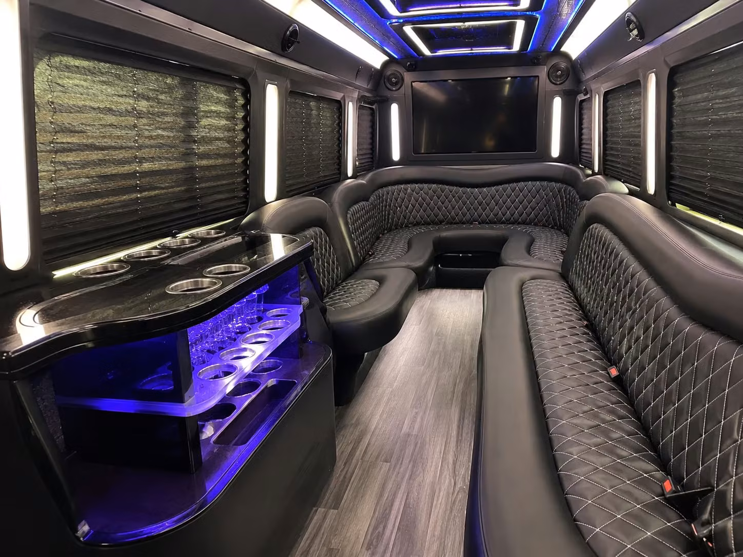 minneapolis prom transportation
