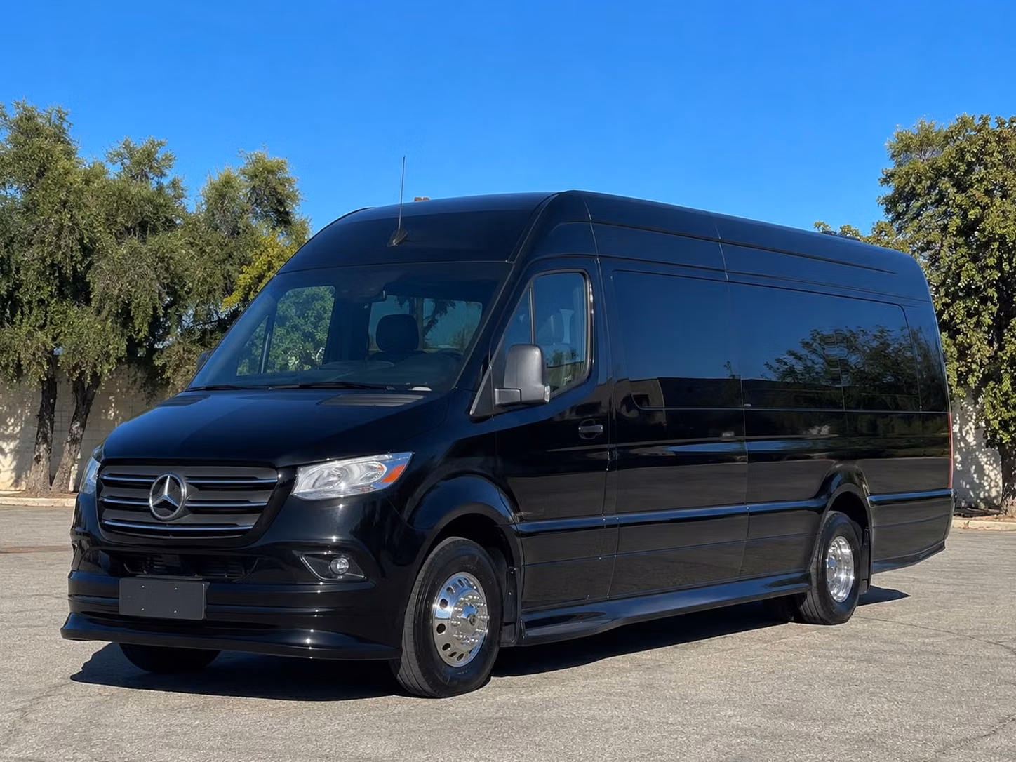 transportation serving minneapolis and nearby cities